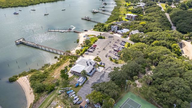 19 Palmetto Ave, St Augustine, FL 32080