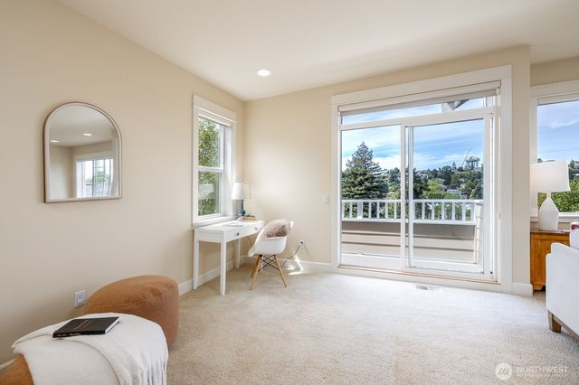 3030 31st Avenue W, Seattle, WA 98199