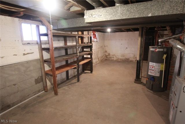 56 N Osborn, Youngstown, OH 44509