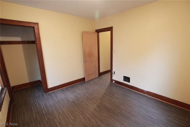 56 N Osborn, Youngstown, OH 44509