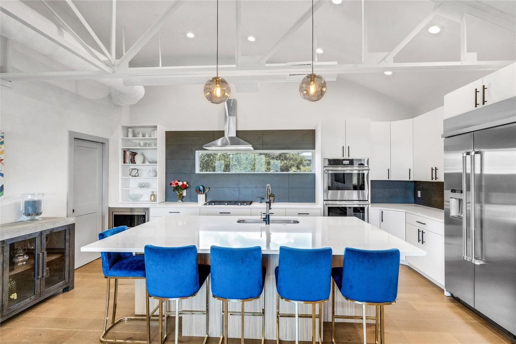 4227 Eck LN, Austin, TX 78734