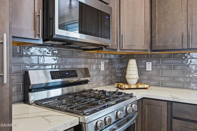 18671 Buckeye Place, Stallion Springs, CA 93561