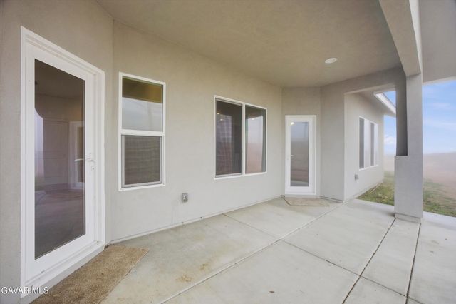 18671 Buckeye Place, Stallion Springs, CA 93561