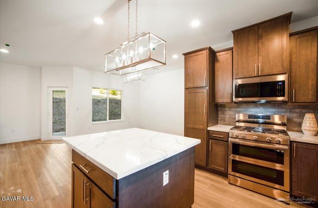 18671 Buckeye Place, Stallion Springs, CA 93561