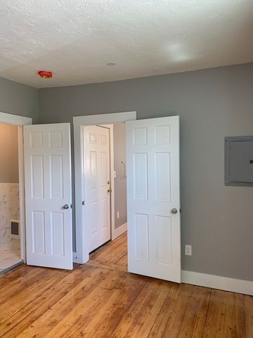 8 Beethoven Street 3L, Boston, MA 02119