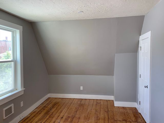 8 Beethoven Street 3L, Boston, MA 02119