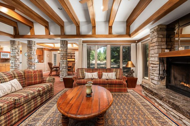 42478 Pinnacle Lane, Shaver Lake, CA 93664