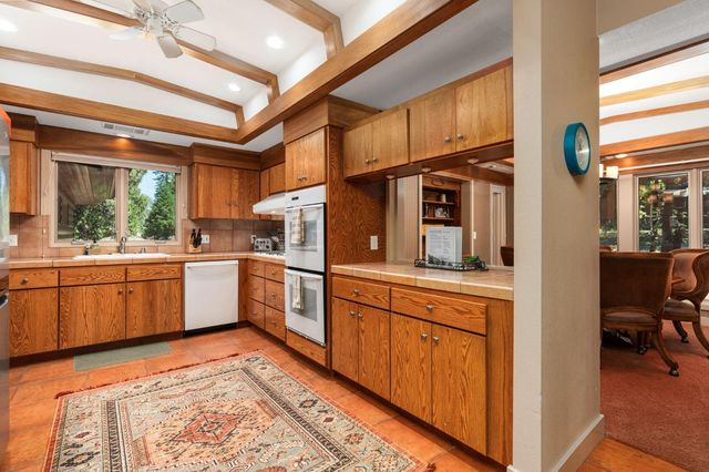42478 Pinnacle Lane, Shaver Lake, CA 93664