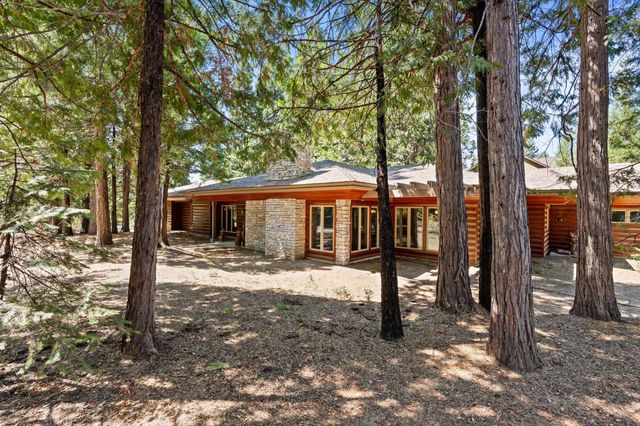 42478 Pinnacle Lane, Shaver Lake, CA 93664
