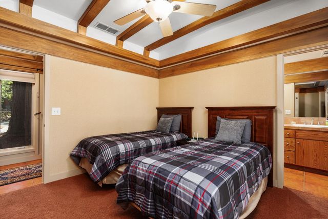 42478 Pinnacle Lane, Shaver Lake, CA 93664