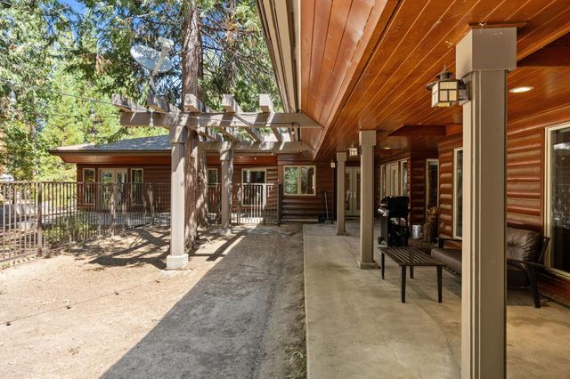 42478 Pinnacle Lane, Shaver Lake, CA 93664