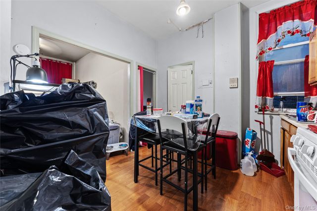 8118 7th Avenue, Brooklyn, NY 11228