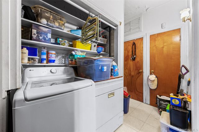 8118 7th Avenue, Brooklyn, NY 11228