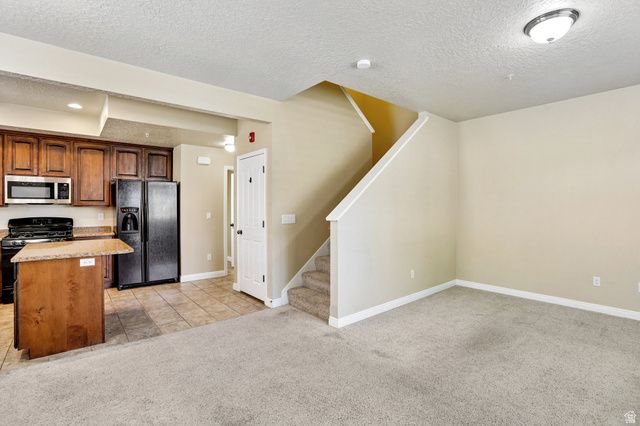 7054 S GREENSAND DR, West Jordan, UT 84084