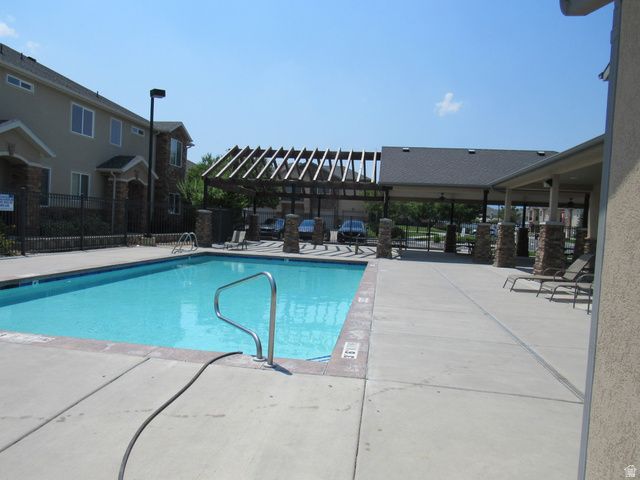 7054 S GREENSAND DR, West Jordan, UT 84084