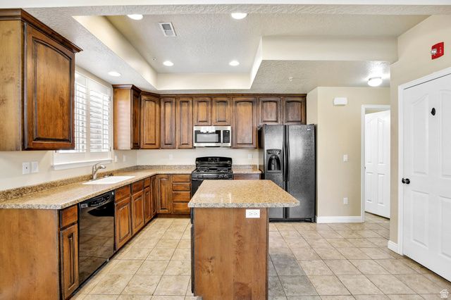 7054 S GREENSAND DR, West Jordan, UT 84084
