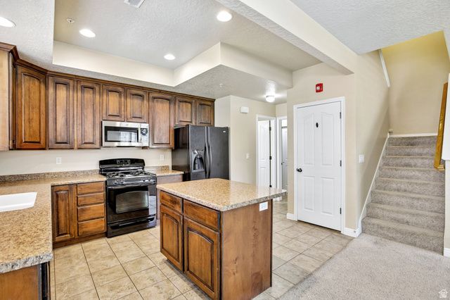 7054 S GREENSAND DR, West Jordan, UT 84084