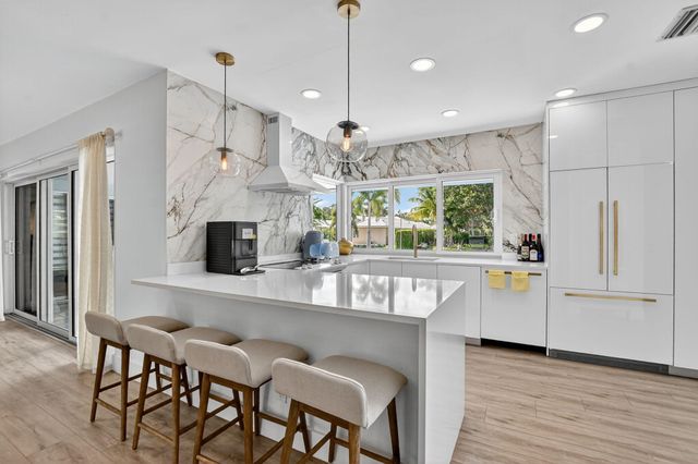 891 SW Hickory Terrace, Boca Raton, FL 33486