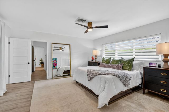 891 SW Hickory Terrace, Boca Raton, FL 33486