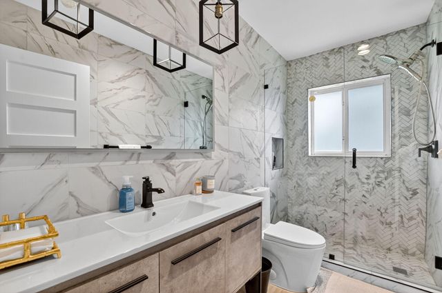 891 SW Hickory Terrace, Boca Raton, FL 33486