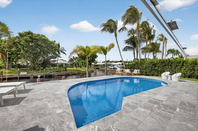 891 SW Hickory Terrace, Boca Raton, FL 33486