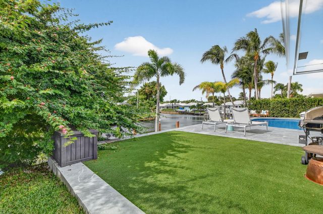 891 SW Hickory Terrace, Boca Raton, FL 33486