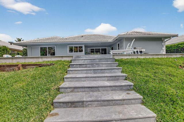 891 SW Hickory Terrace, Boca Raton, FL 33486