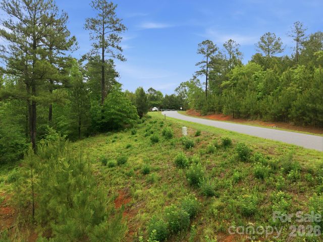 1626 Lake Vista Drive NE, Connelly Springs, NC 28612