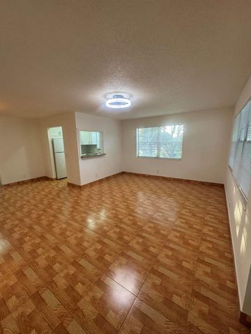 346 Windsor O, West Palm Beach, FL 33417