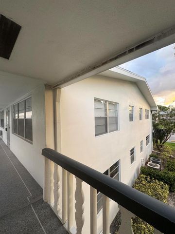 346 Windsor O, West Palm Beach, FL 33417