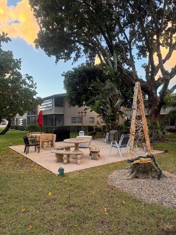 346 Windsor O, West Palm Beach, FL 33417