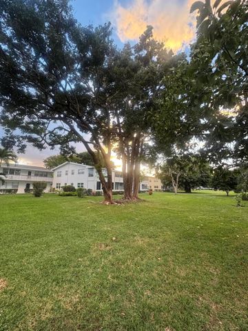 346 Windsor O, West Palm Beach, FL 33417