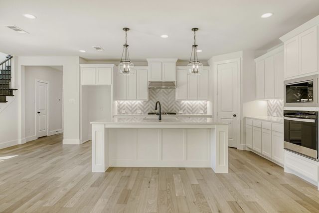 613 Damsel June Street, Lewisville, TX 75056