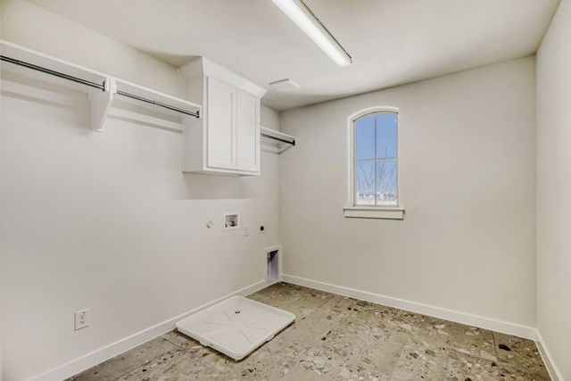 613 Damsel June Street, Lewisville, TX 75056