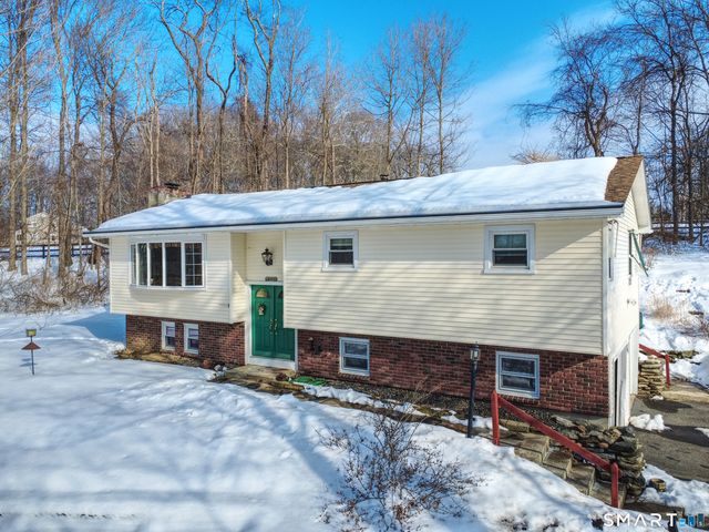 268 Chestnut Land Road, New Milford, CT 06776