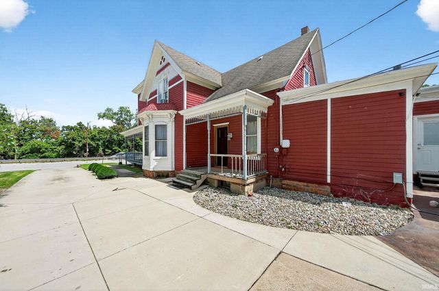 1164 Lincoln Way, South Bend, IN 46601