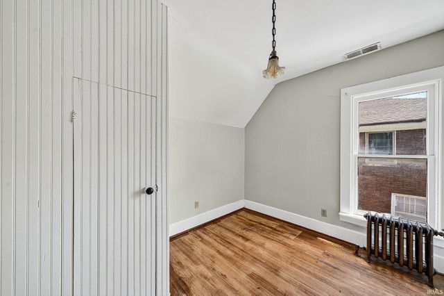 1164 Lincoln Way, South Bend, IN 46601