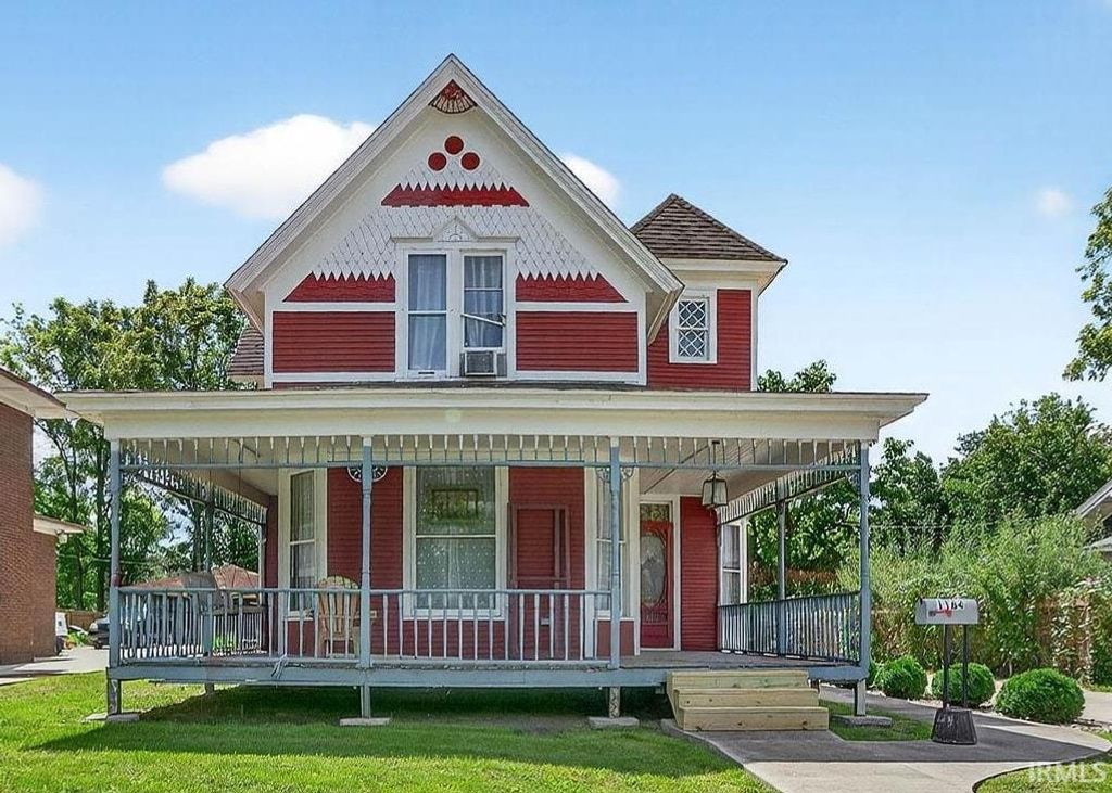 1164 Lincoln Way, South Bend, IN 46601