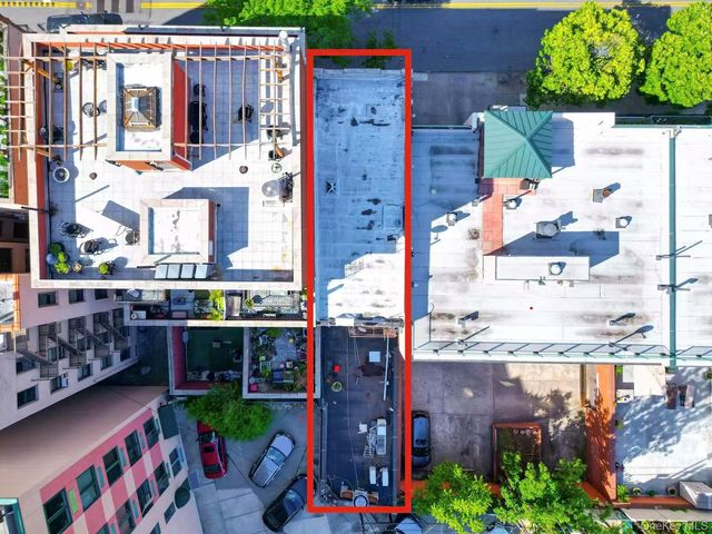 10 Bay Ridge Avenue, Brooklyn, NY 11220