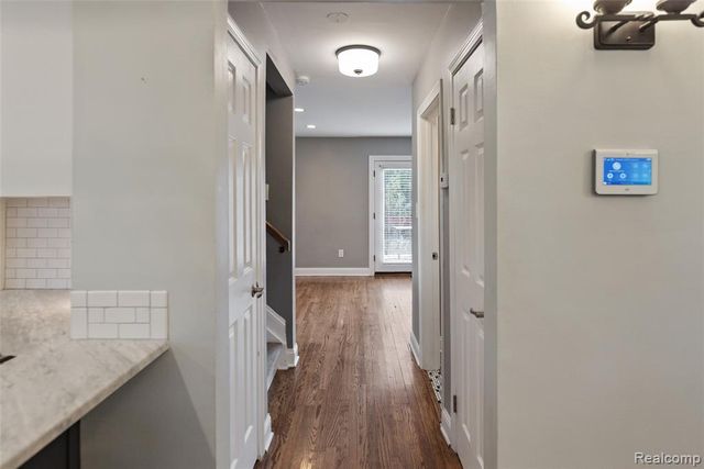 986 Smith Avenue, Birmingham, MI 48009