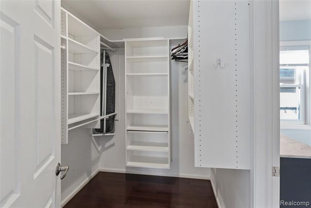 986 Smith Avenue, Birmingham, MI 48009