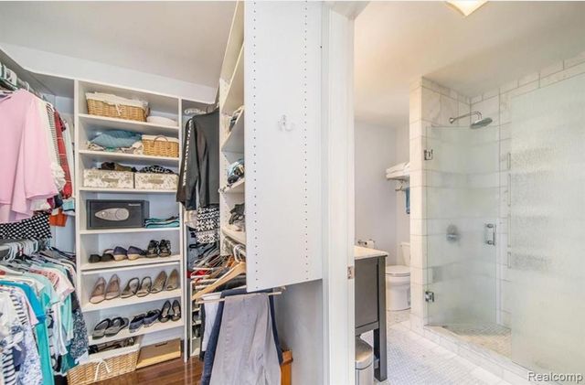 986 Smith Avenue, Birmingham, MI 48009