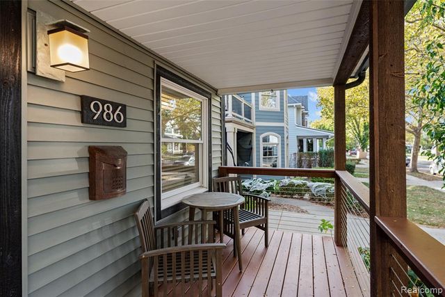 986 Smith Avenue, Birmingham, MI 48009