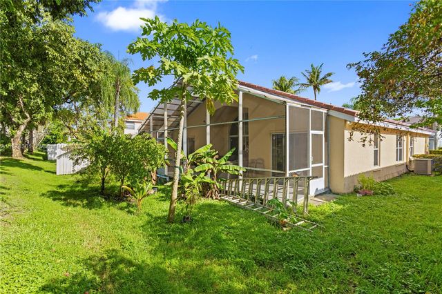 18255 NW 21st St, Pembroke Pines, FL 33029