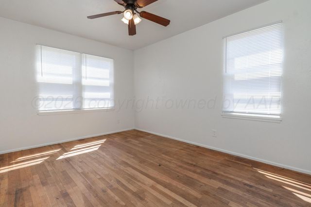 4714 S BONHAM Street, Amarillo, TX 79110