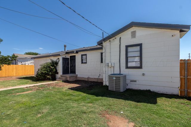 4714 S BONHAM Street, Amarillo, TX 79110