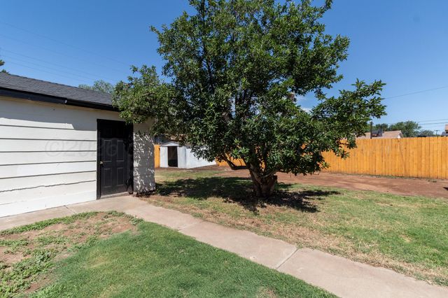 4714 S BONHAM Street, Amarillo, TX 79110