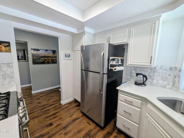 967 Murdoch Lane, Ventura, CA 93003