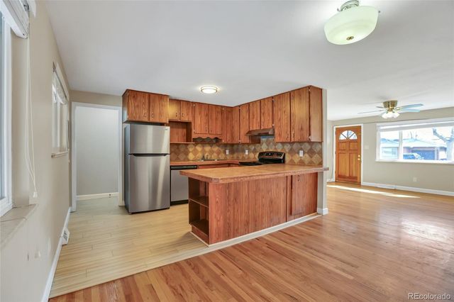 5429 S Lakeview Way, Littleton, CO 80120