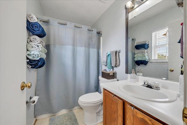 157 Clubhouse DR, Roanoke, VA 24019